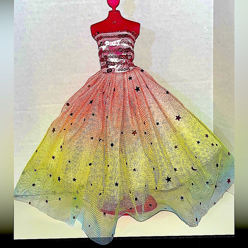 Barbie Doll, Ball Gown.  Comes With Two Pair of Shoes, Purses and Jewelry.